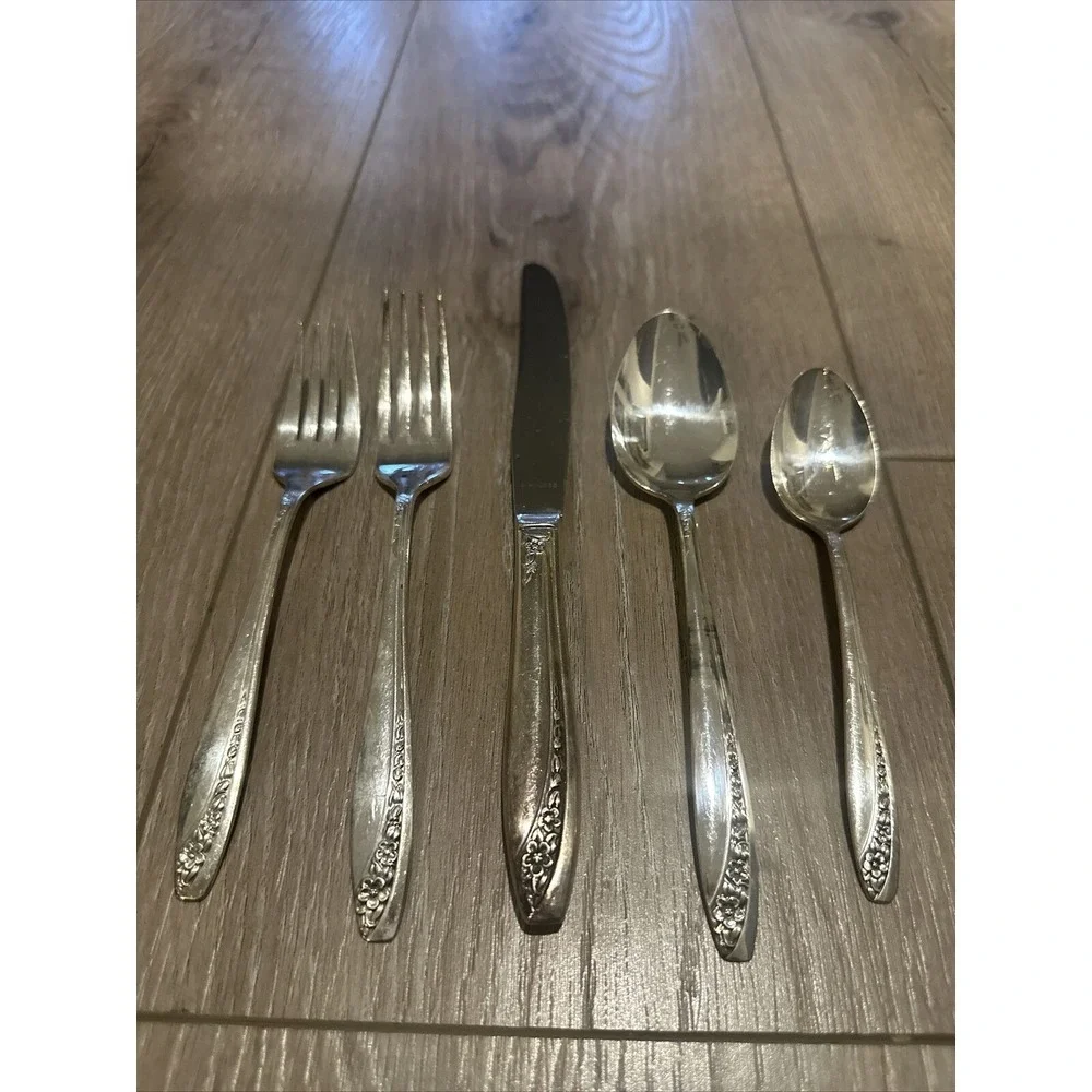 5 Piece Place Setting Wm‎ Rogers Silverplate Flatware Starlight Fork Knife Spoon